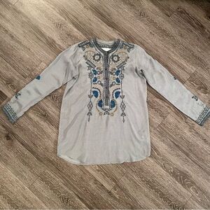 Biya johnny was silk long sleeve tunic